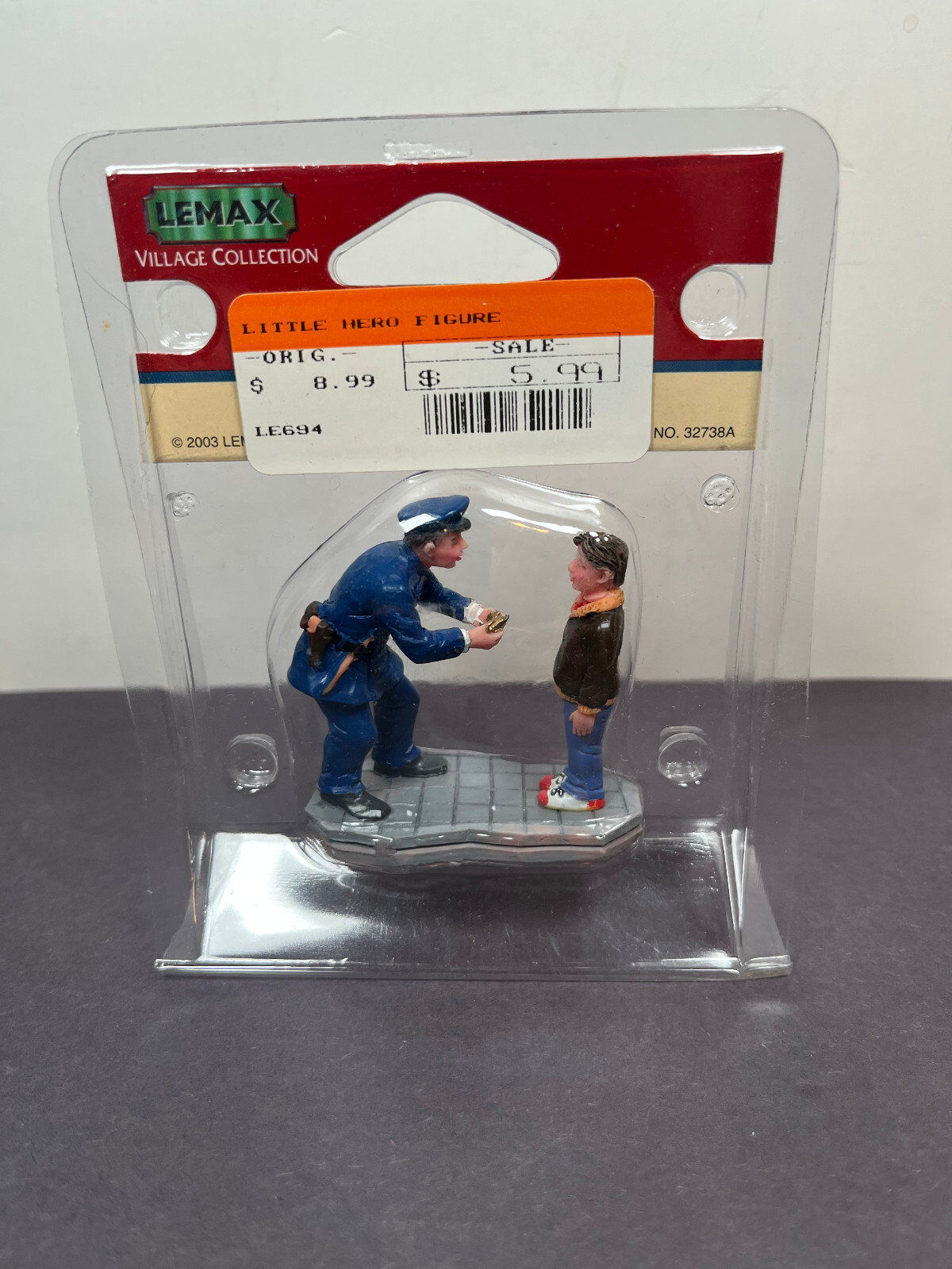 Lemax LITTLE HERO Poly-Resin Figurine Christmas Figure Set 2003 32738A