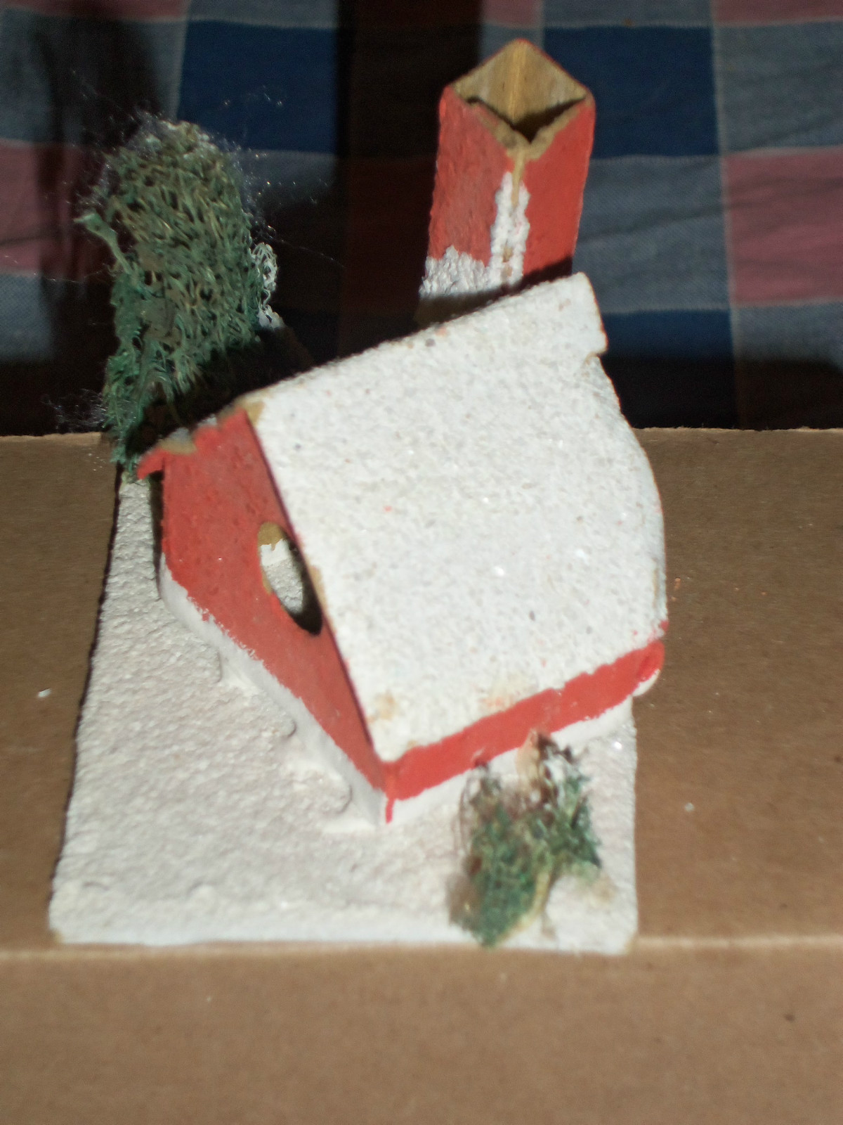 l. Vintage Japan Christmas House Building 2 1/2 Inches High