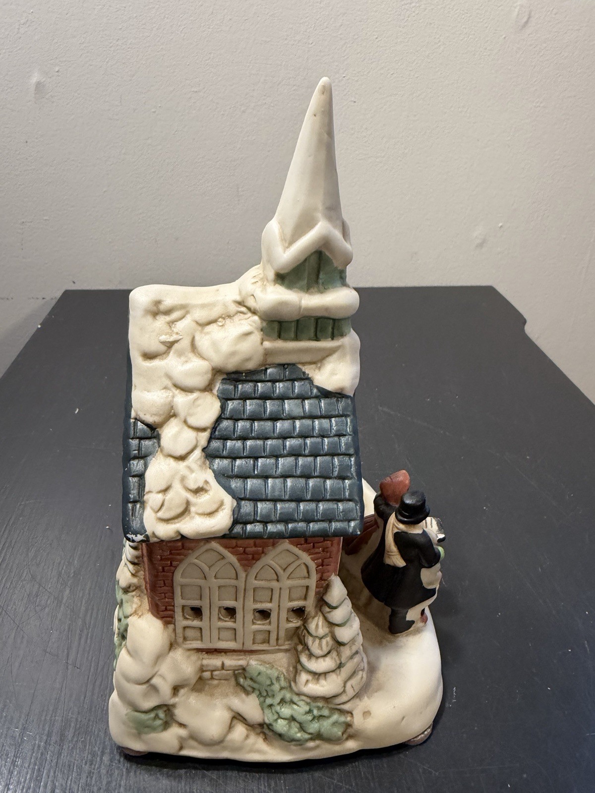 VTG 1990’s Brinn’s Glass Porcelain Musical Church Village 12 Days Of Chrismas