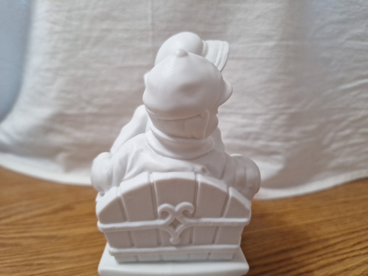 DEPT 56 Christmas Winter Silhouette Sliding In The Snow White FIGURINE 78492