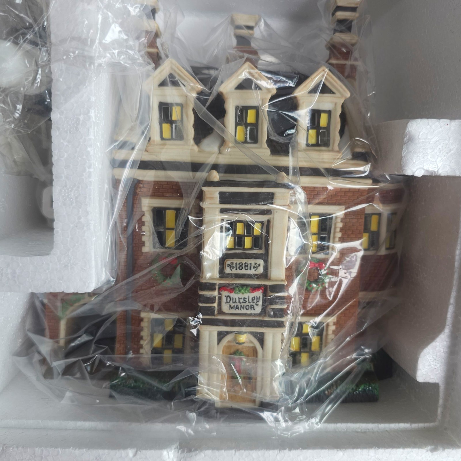 Department 56 Dickens’ Village Dursley Manor House Painted Ceramic Boxed