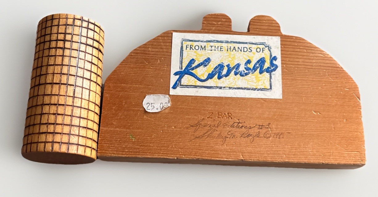 9 Pcs Vintage 1995 “Hands Of Kansas” Hand Carved/painted Houses Signed