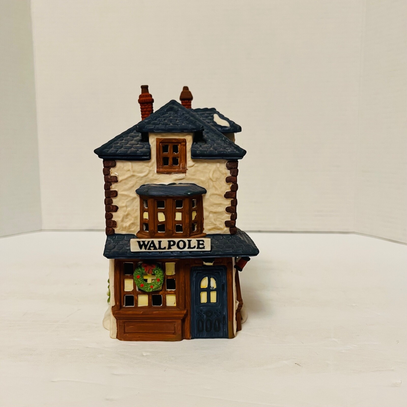 Walpole Tailors #59269 Dickens Village Series Merchant Shop Department 56