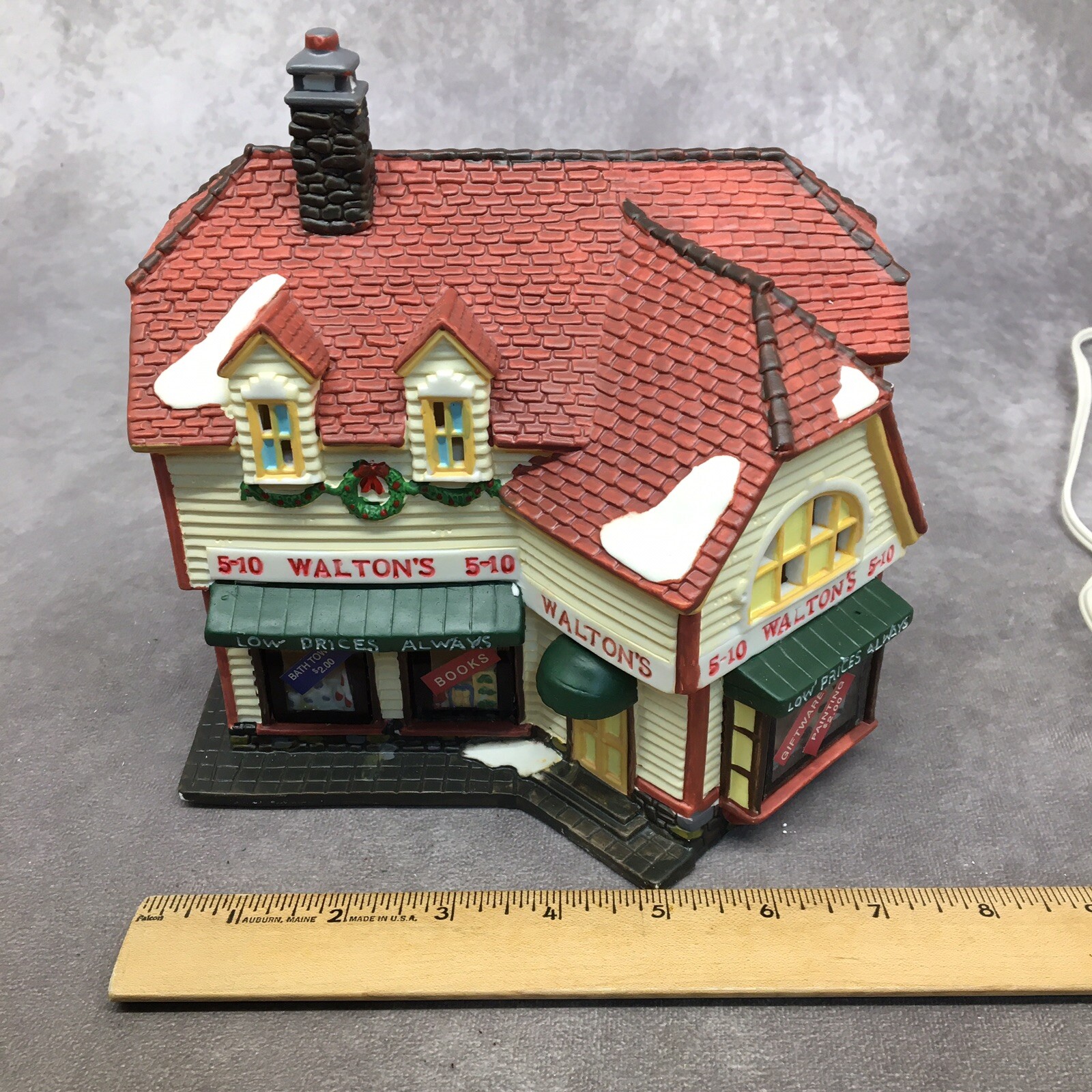 Holiday Time Walton’s 5&10 Collectors Edition Lighted House -Read Description