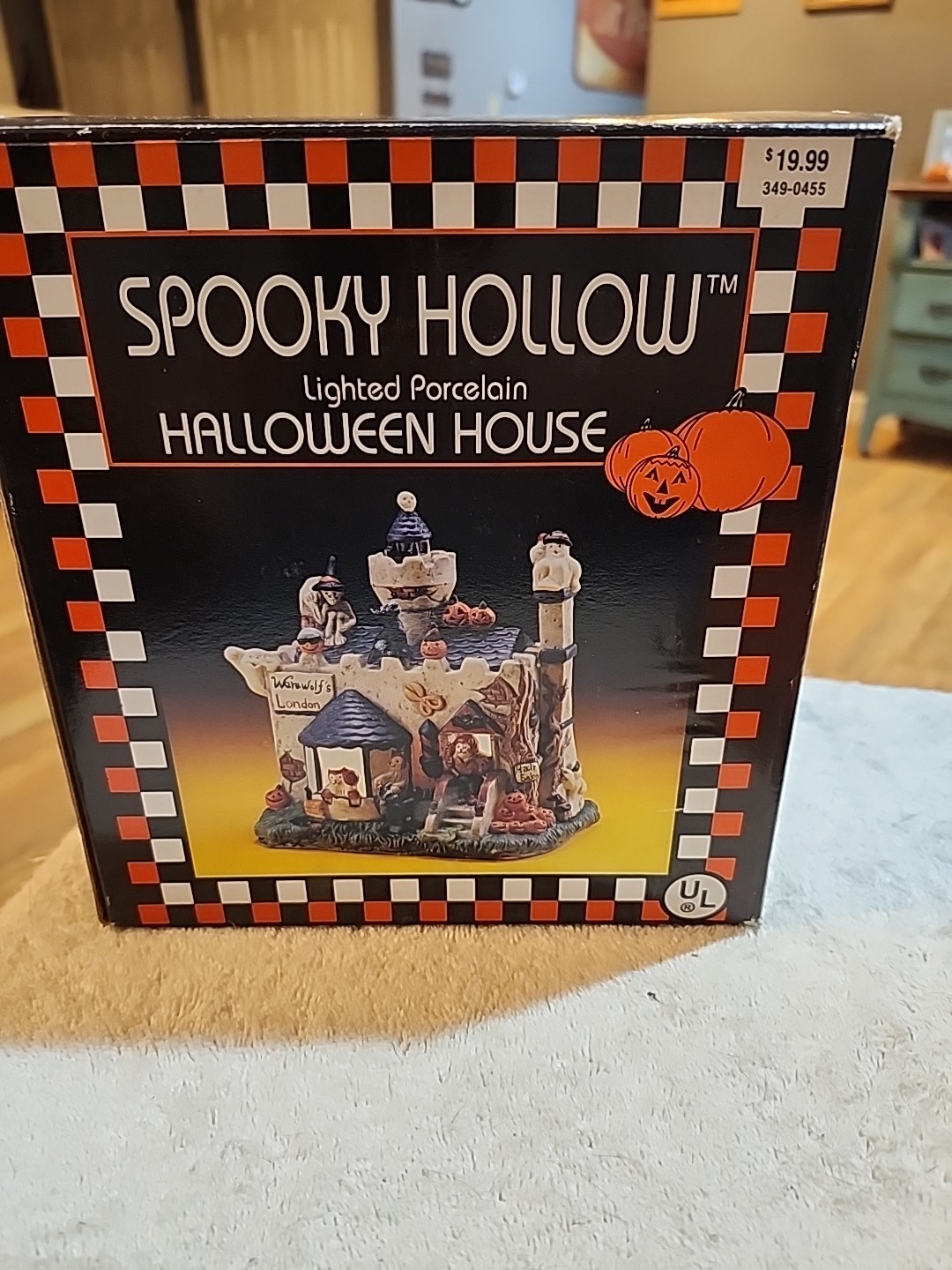 Vintage Spooky Hollow Halloween Lighted Village HOUSE WEREWOLF’S LONDON SALON