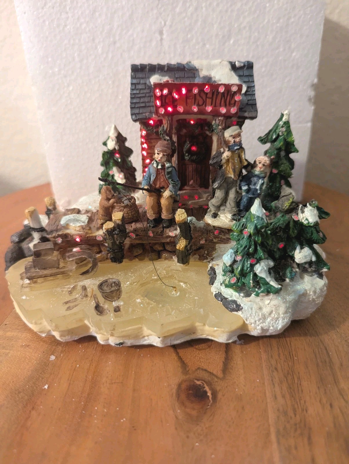 RARE Santa’s Workbench Victorian Christmas Village Fiber Optic Ice Fishing NEW