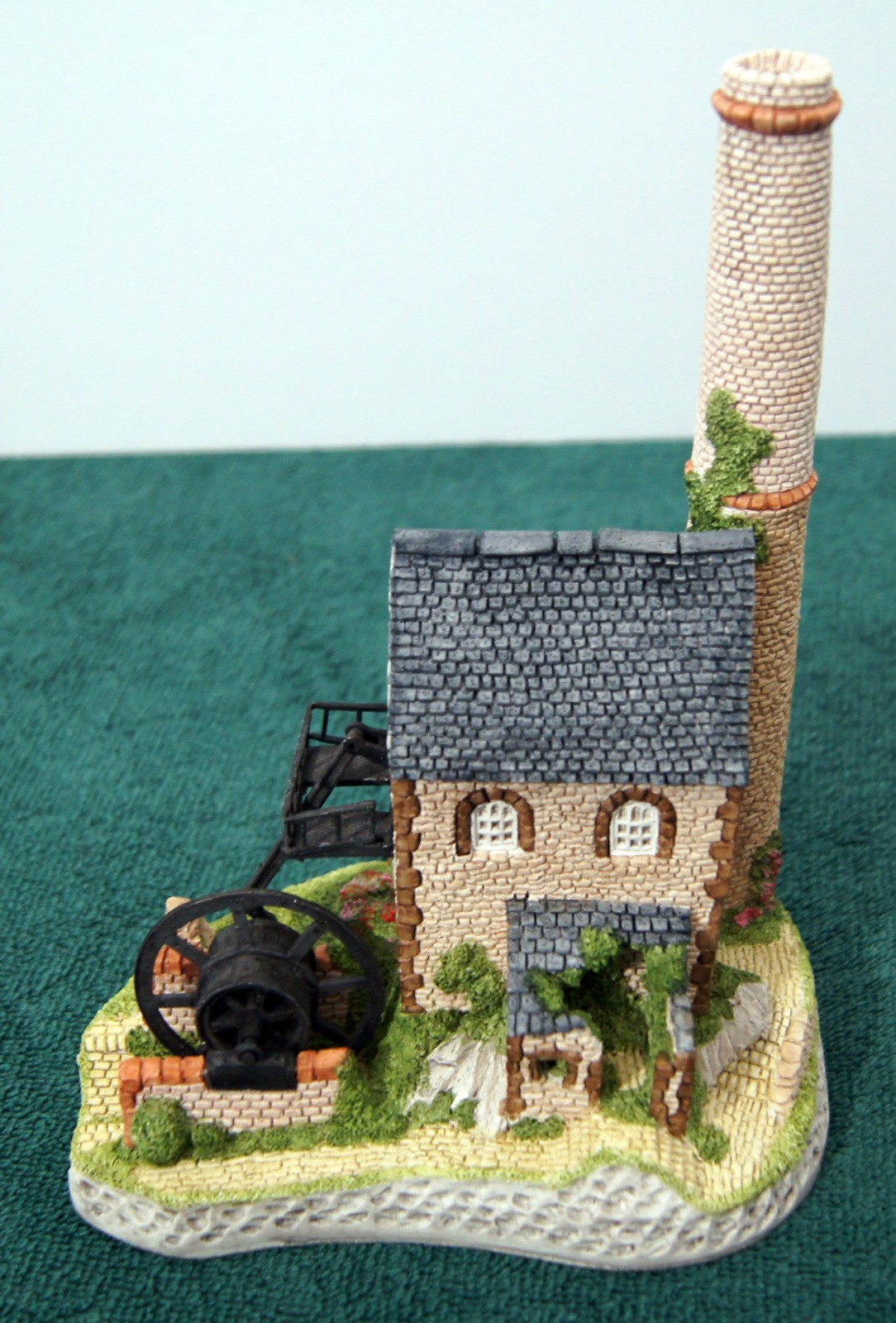 David Winter The West Country Collection Cornish Engine House 
