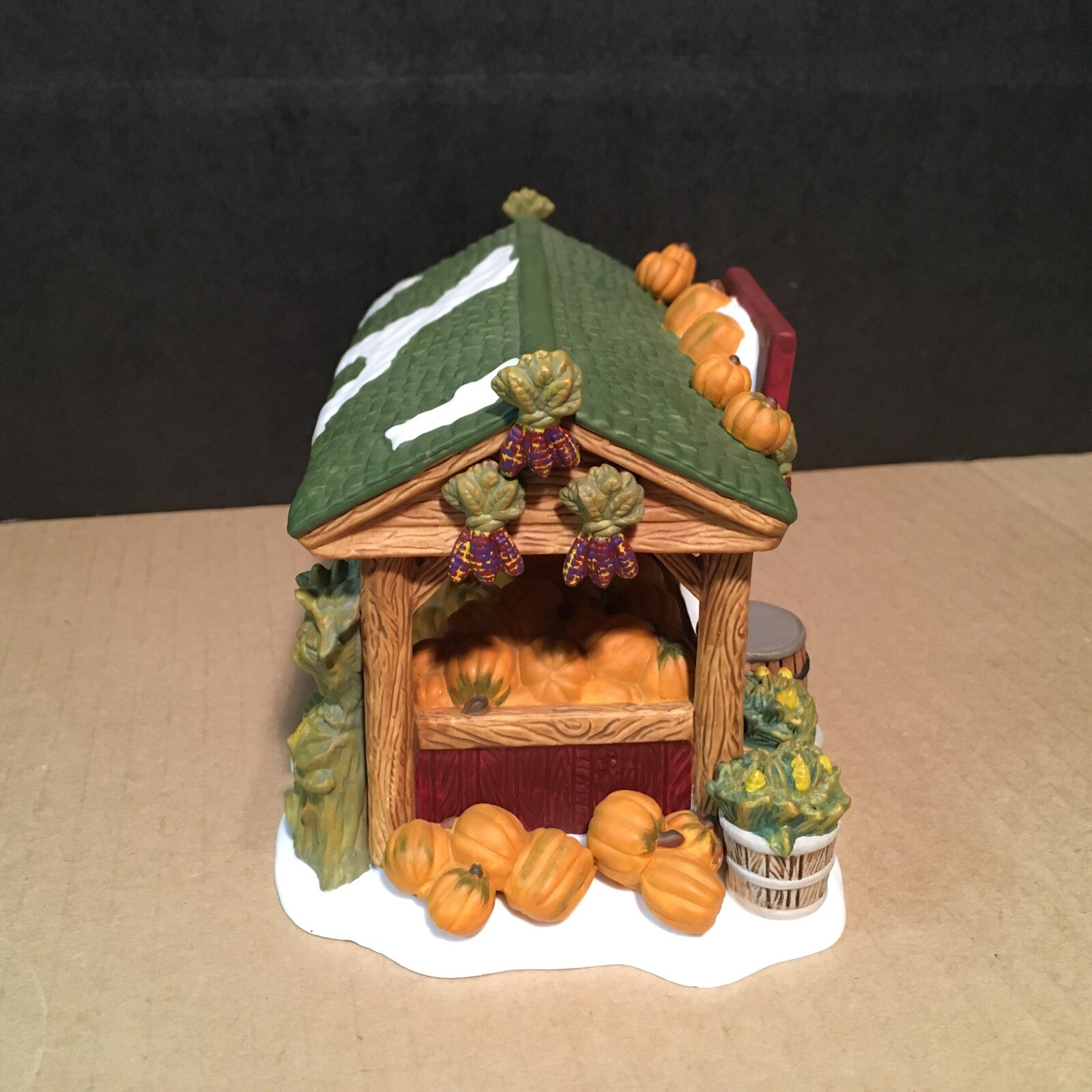 New Department 56 Farmer’s Market Set of 2 New England Village Series 56637