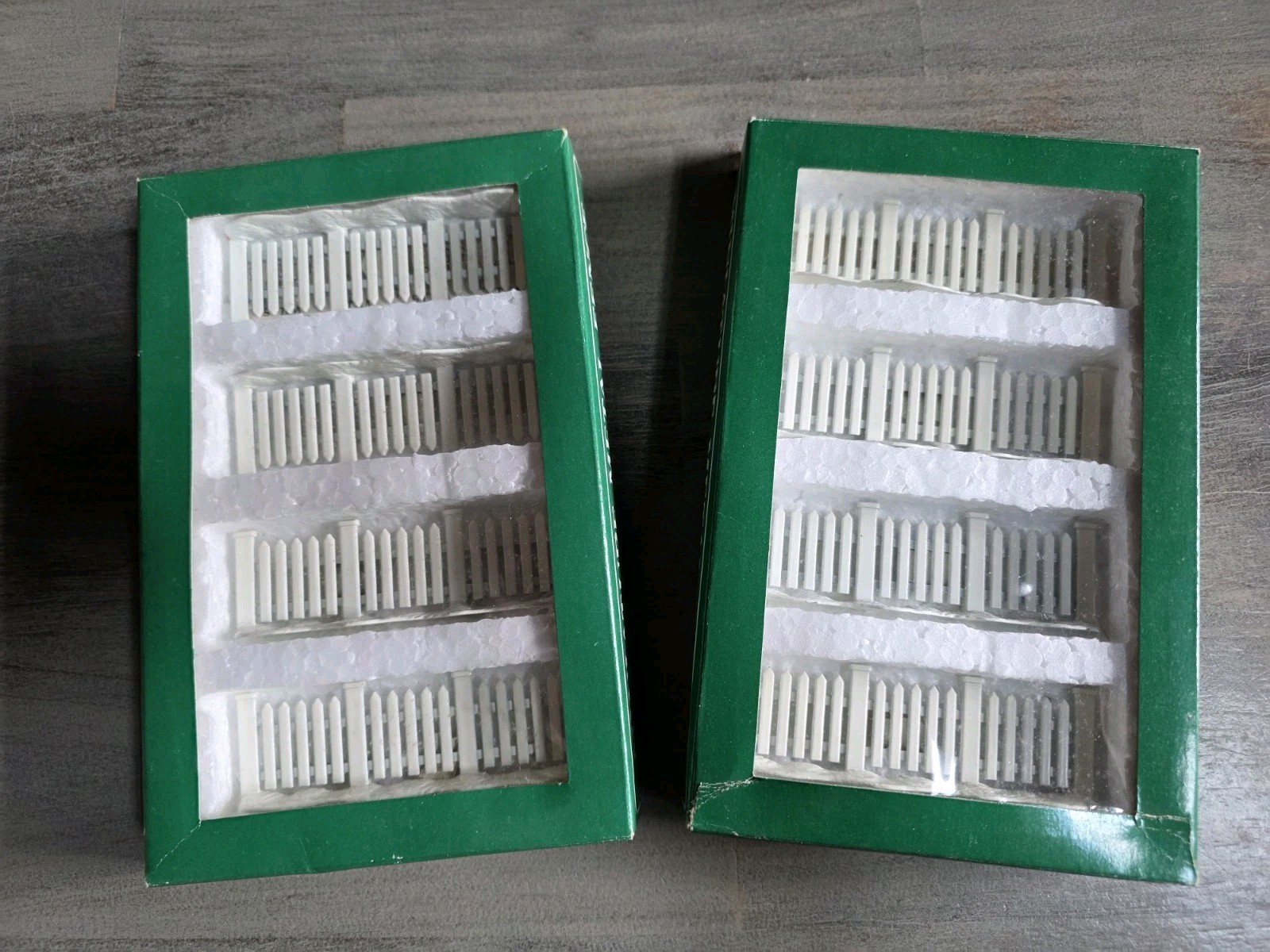Vintage Lefton Metal White Picket Fence Lot Colonial Christmas Village Collect