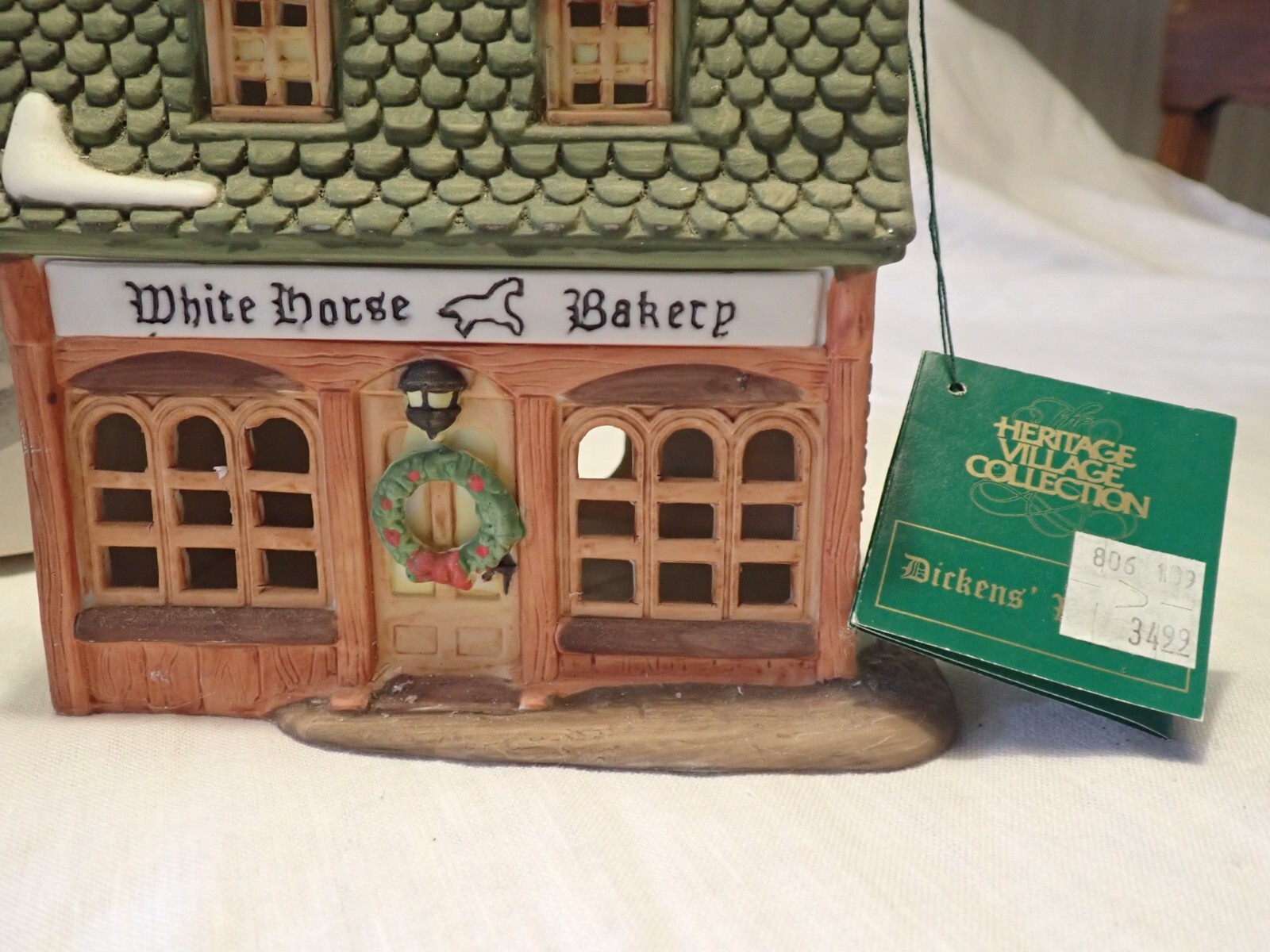 Department 56 Heritage Dickens Village White Horse Bakery #5926-9 in box