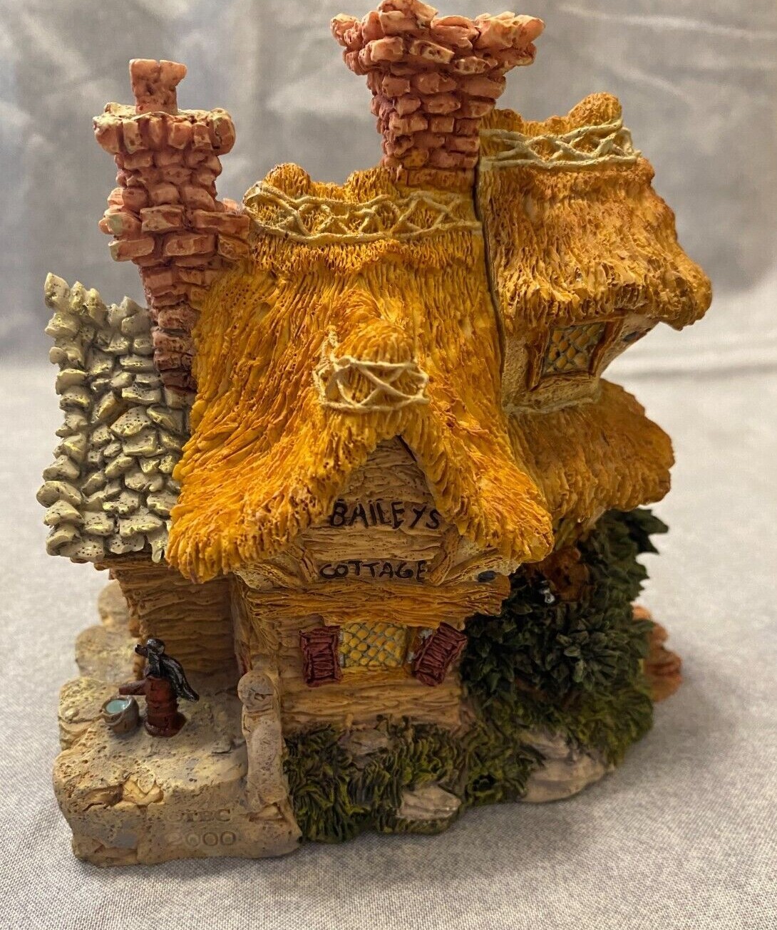 Boyds Bearly Built Town Village #2 Bailys Cozy Cottage