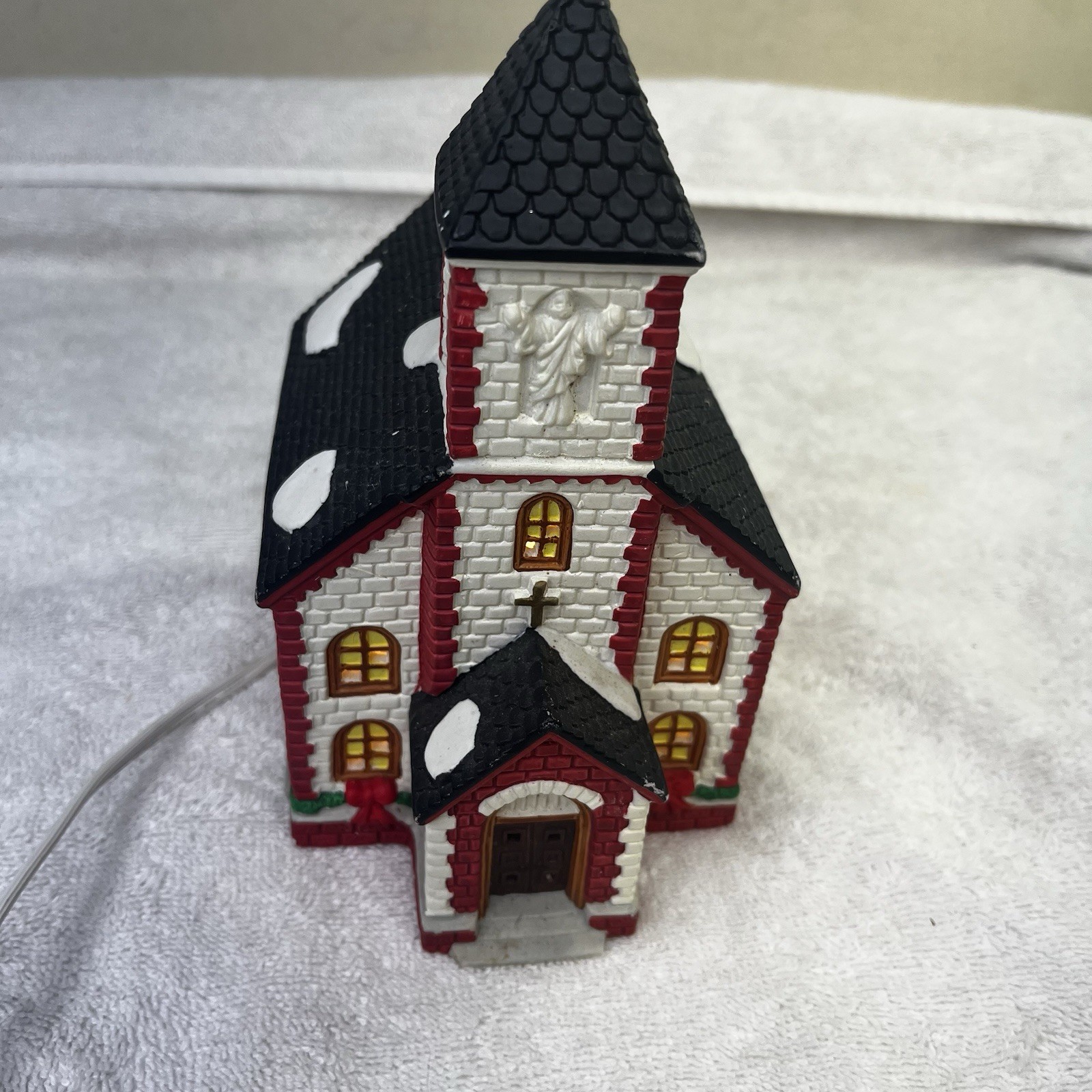 Noma World of Dickens Porcelain Lighted House – Church Christmas Noma 1997