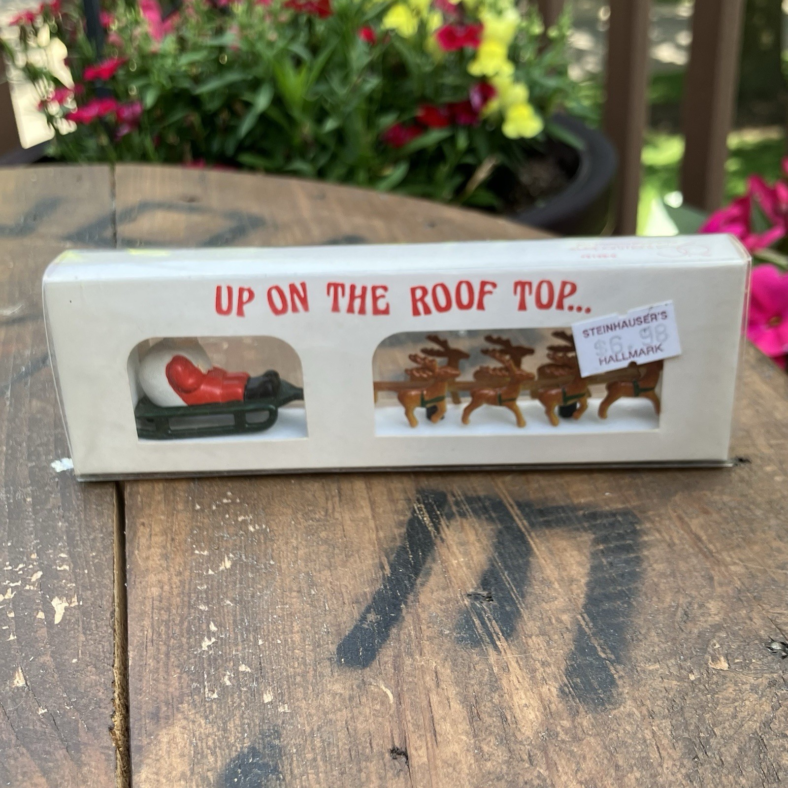 Department 56 Up On The Roof Top Santa Sleigh & Reindeer Miniature #5139-0 VTG