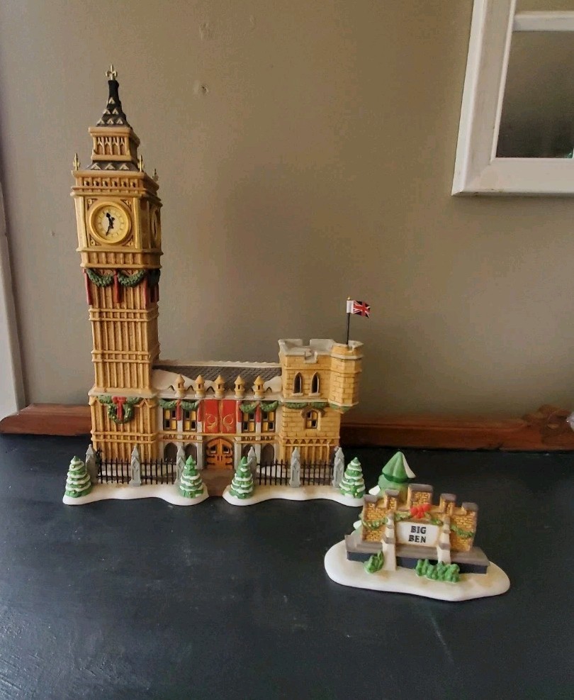 Dept 56 Dickens Village Big Ben Historical Landmark Series with sign EUC
