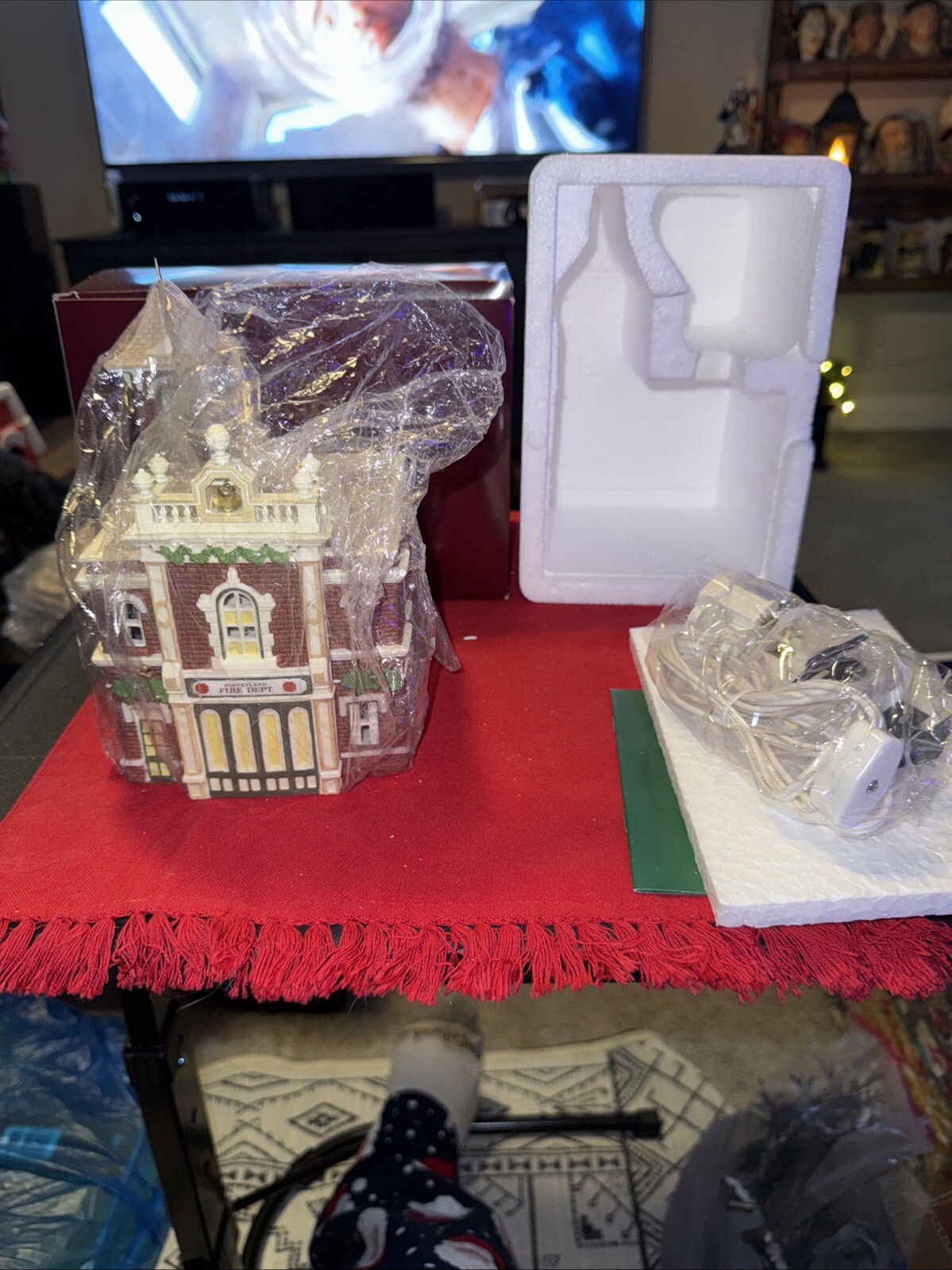 Dept 56 Disney Parks Village Disneyland Fire Department #105 PARK SALE ONLY RARE