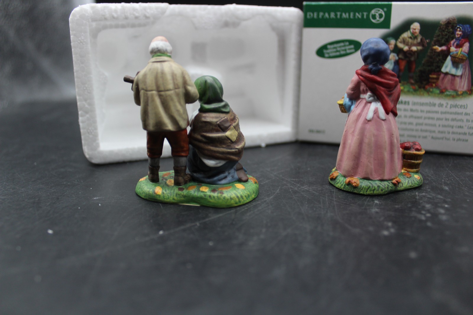 Department 56 BEGGING FOR SOUL CAKES Dickens Village All Hallows Eve #58412 2004