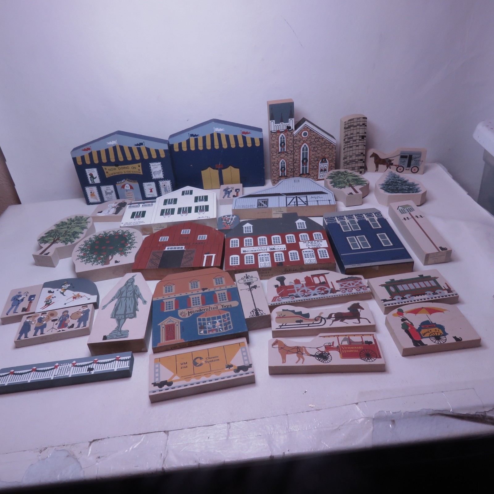 Lot of 40 Pieces The Cat’s Meow Village From Different Series/ Year Late 1980s