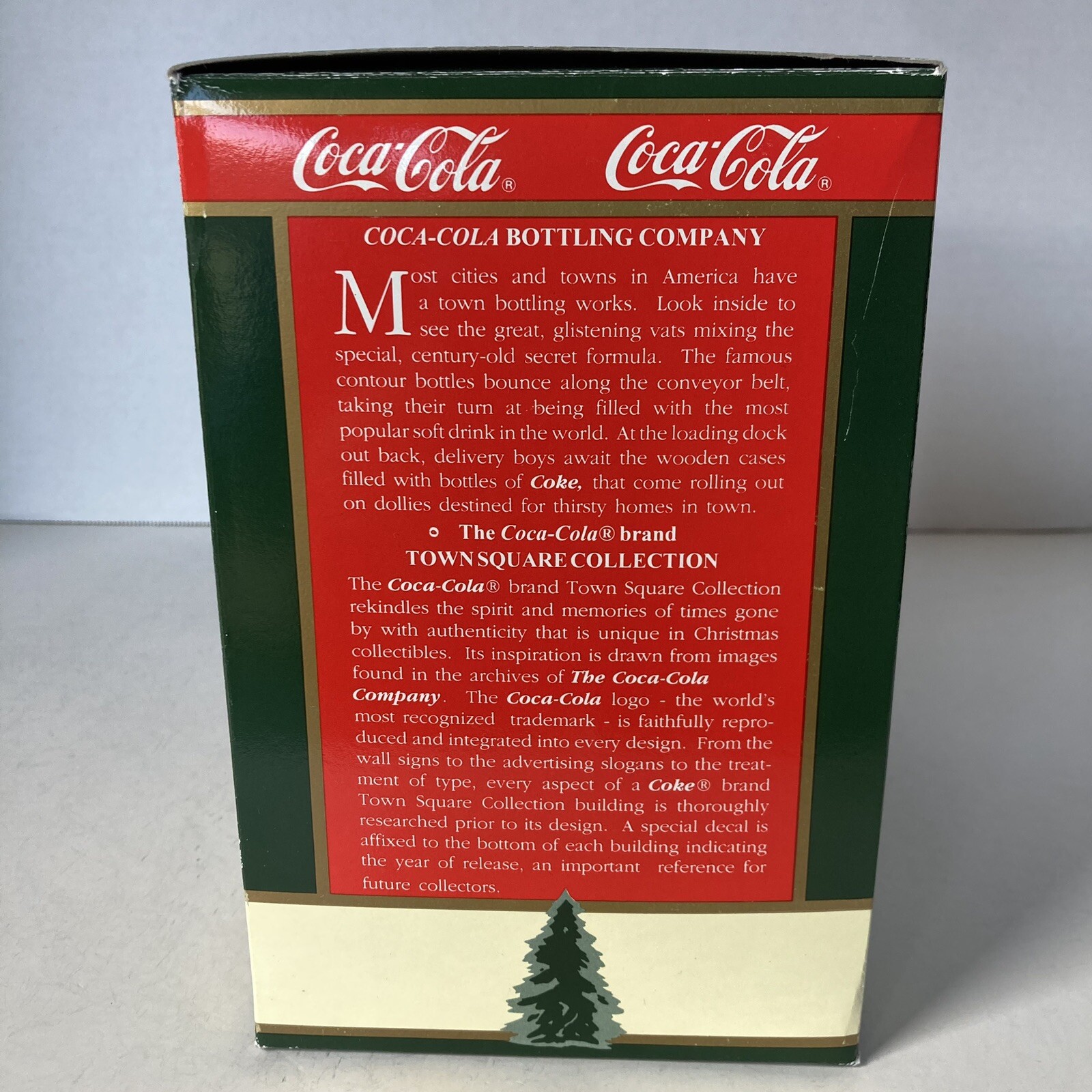 Coca-Cola 1995 Town Square Collection Christmas Village Lighted Bottling Company