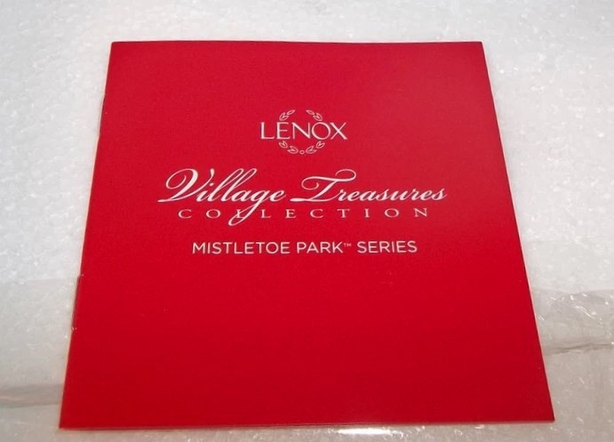Lenox Mistletoe Park Lit BOOK SHOP Village Treasures Figurine NEW Boxed