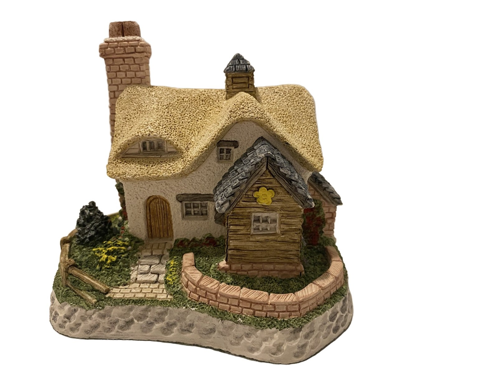 David Winter Buttercup Cottage Hand Painted Ceramic Miniature House 1995