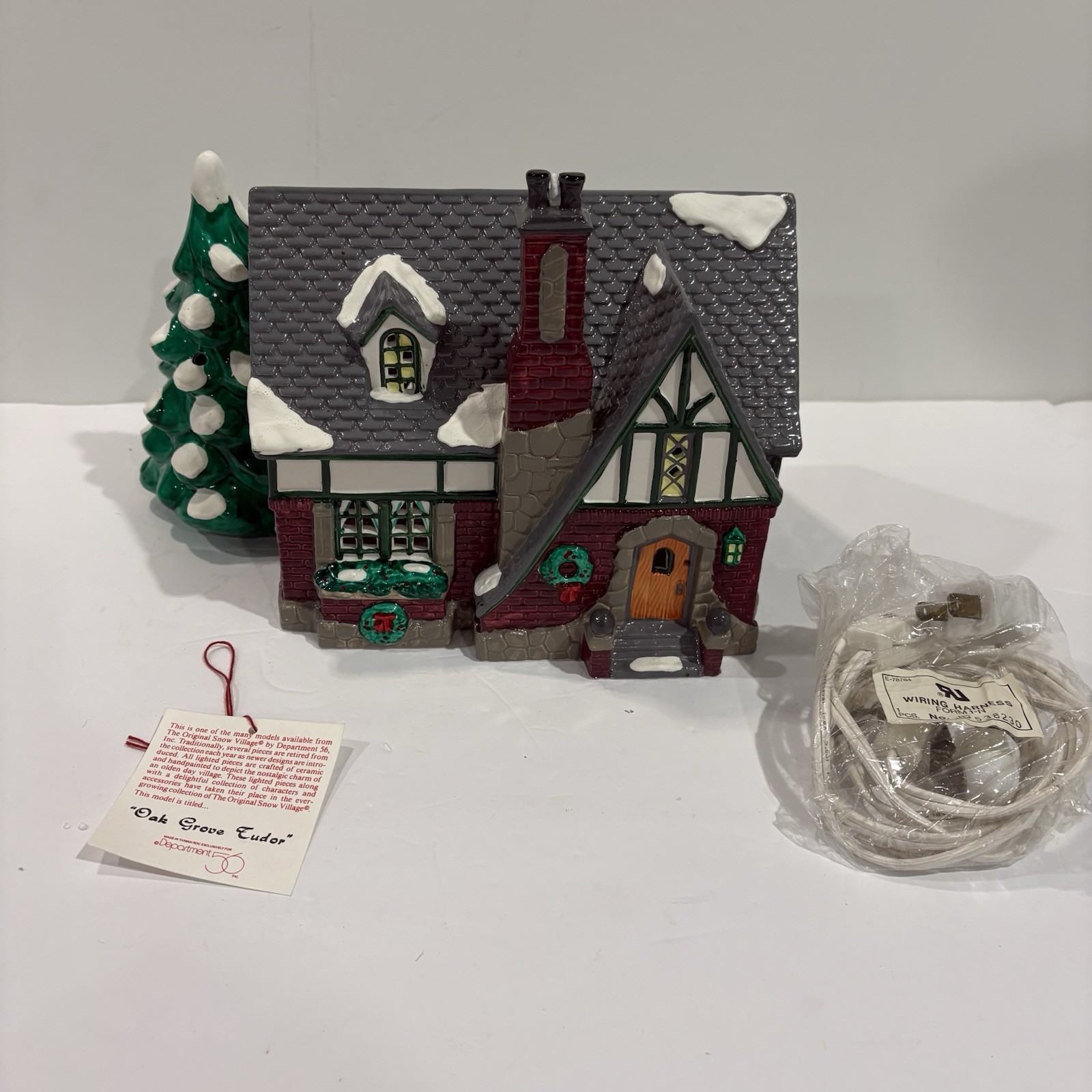 Department 56 Snow Village “OAK GROVE TUDOR” Robison HD Christmas House RETIRED