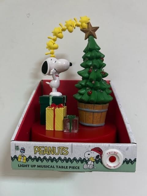 NEW Peanuts Snoopy & Woodstock Lights Up Music Table Piece