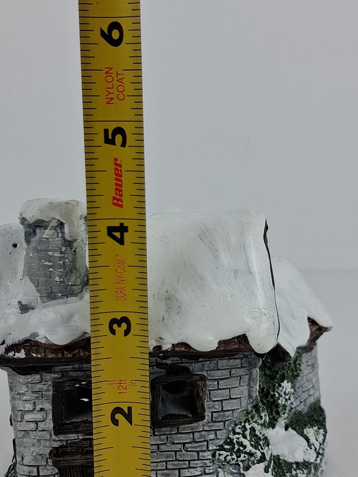 VTG Cottage Charmers Lighted Resin Snow House Battery Christmas Village