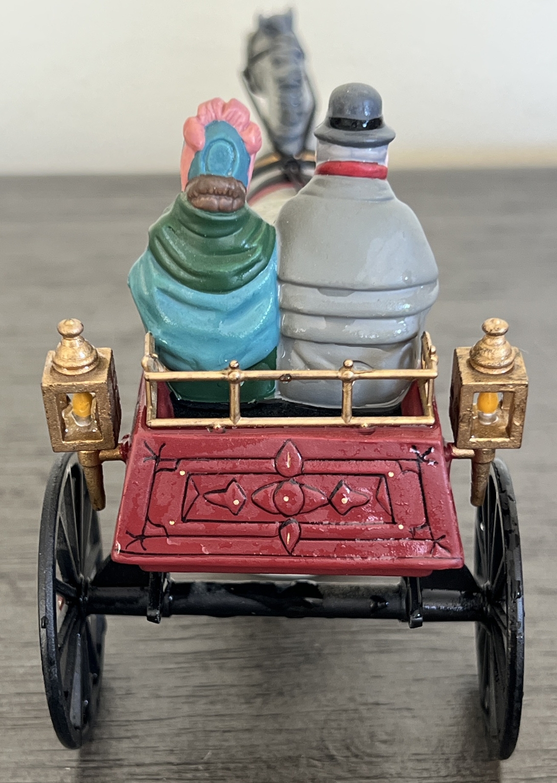 Dept 56 Dickens Village “RED CHRISTMAS SULKY” 58401 Horse & Carriage *Read Desc.