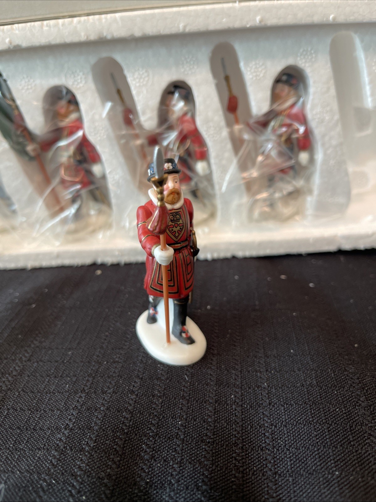 Dept 56 Heritage Village “Yeomen of the Guard” Set of 5 #58397 Retired Yeoman