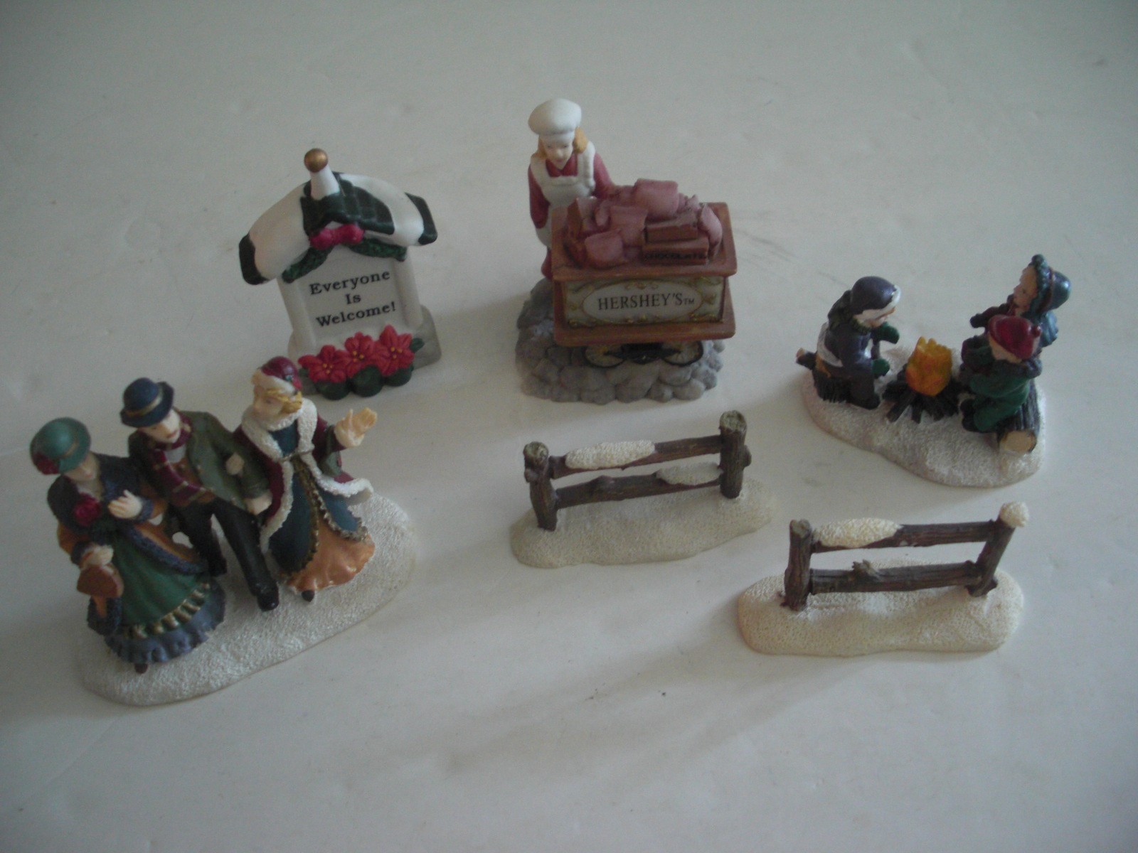 LOT 6 Hershey’s Holiday Village Candy Cart Carolers Fence Sign Miniature Figures