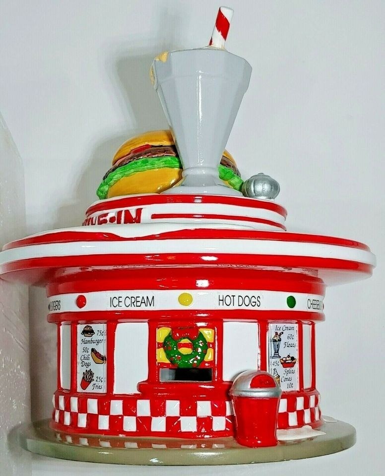 Dept 56 Snow Village – Dinah’s Drive-In