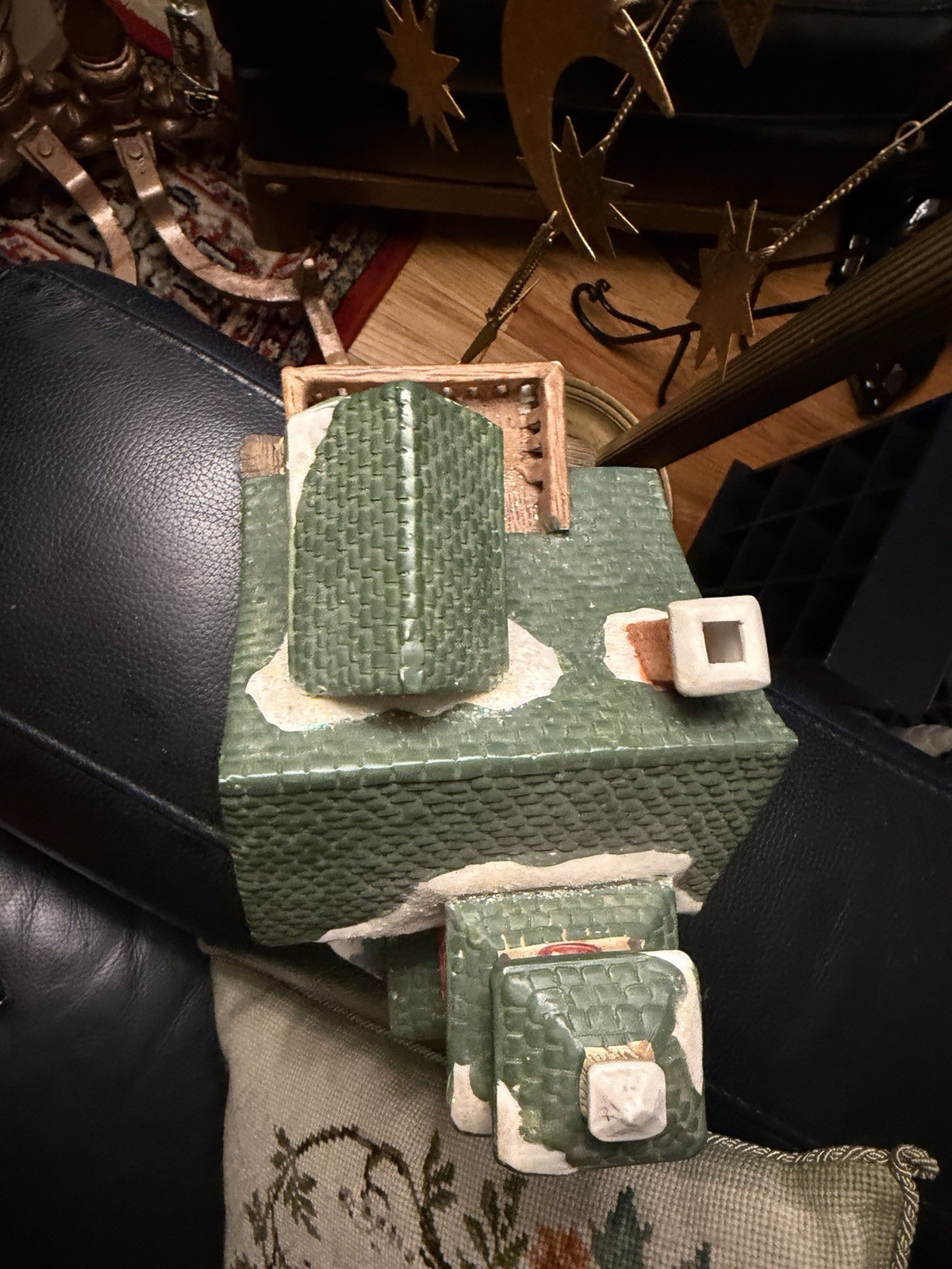 VTG Christmas Village ’04 Jonah’s Boat Recovery Collectible Coastal Lake