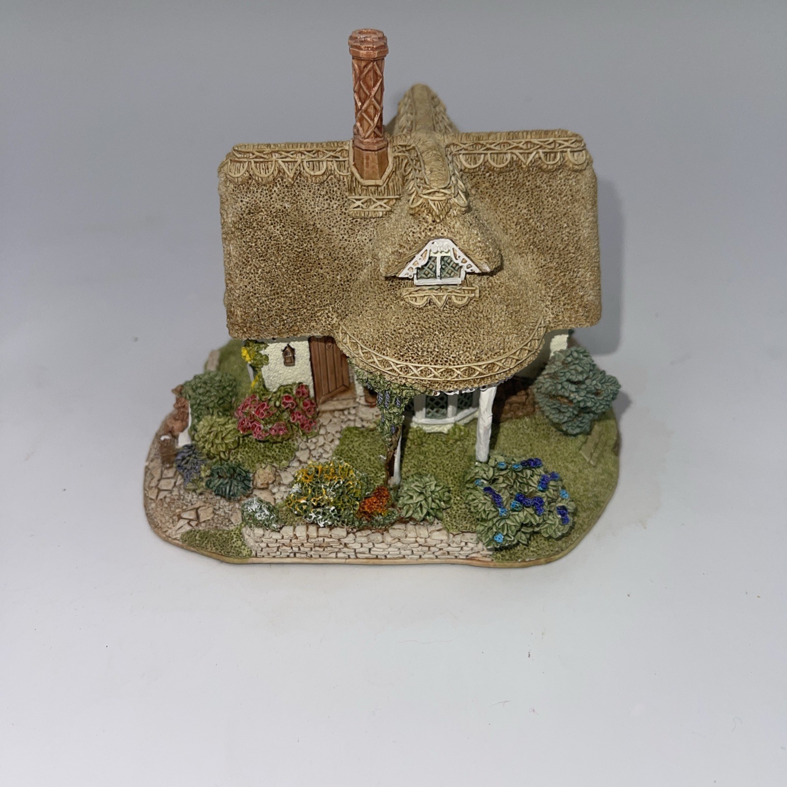 Lilliput Lane Cradle Cottage From The English Collection 1996