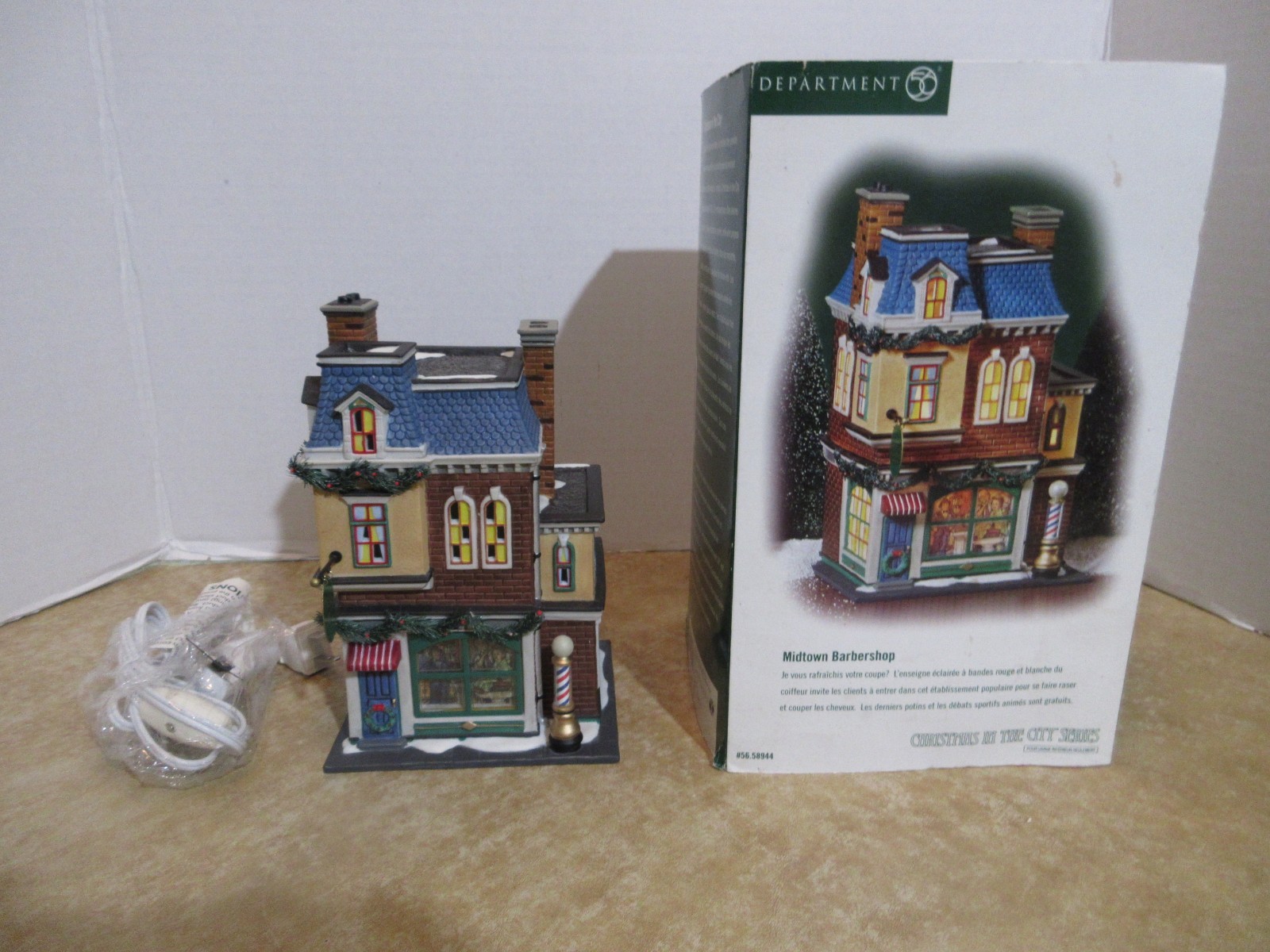 Dept. 56 Christmas In The City 2001 Baker Bros. Bagel Bakery #56.58920 Mint