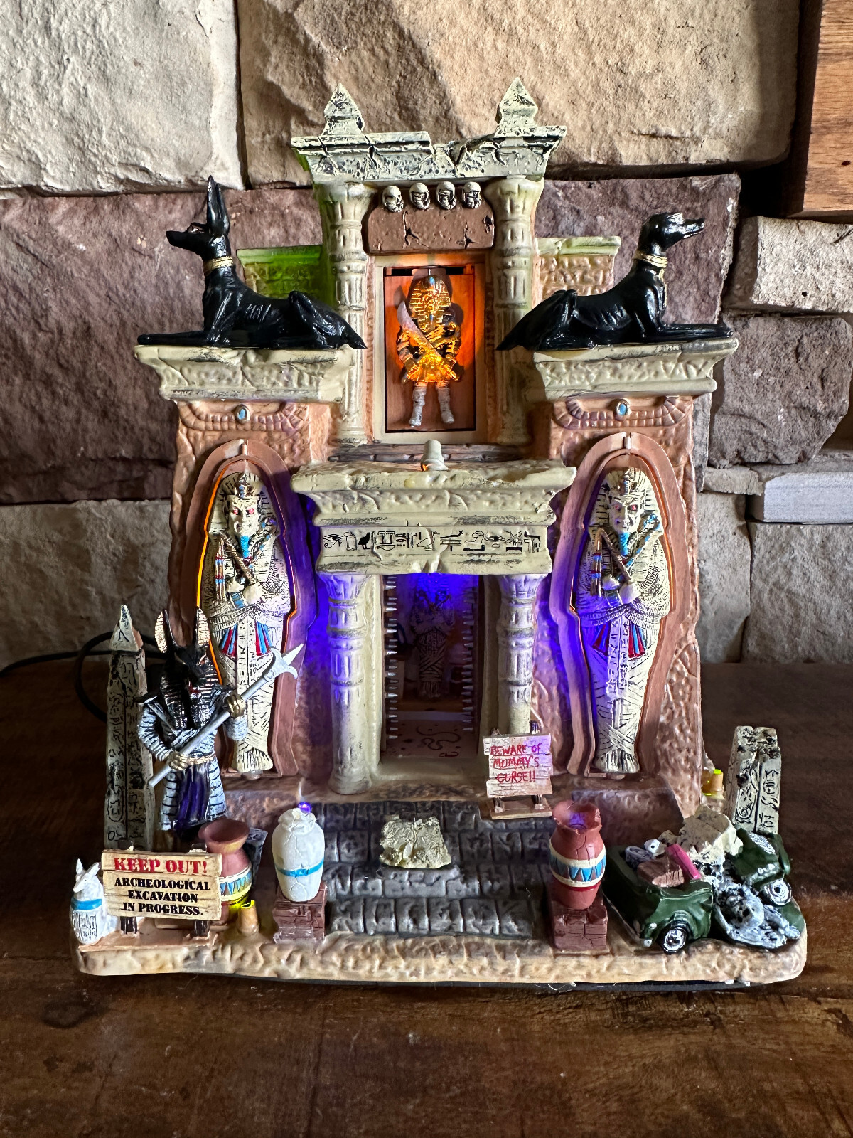 Lemax Spooky Town Lighted & Animated Building Cursed Tomb Works Video AS IS READ