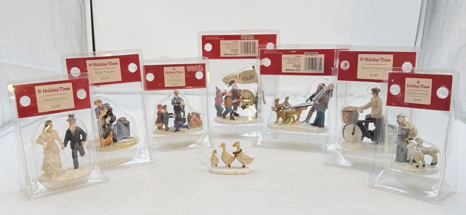 Holiday Time Lot Of 8 Christmas Village Figures In Original Packaging