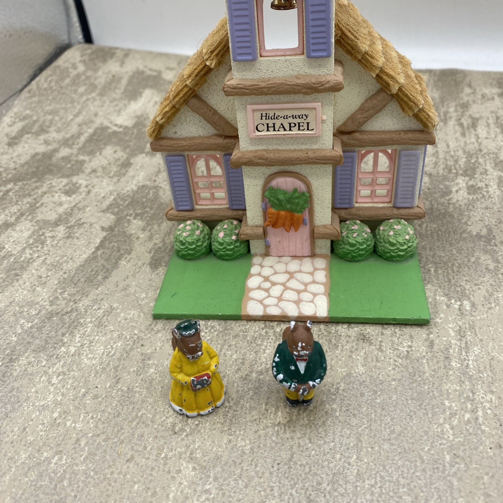 Hide-A-Way Chapel Miniature Easter Village House Collectible Dept 56 W/2 Squi