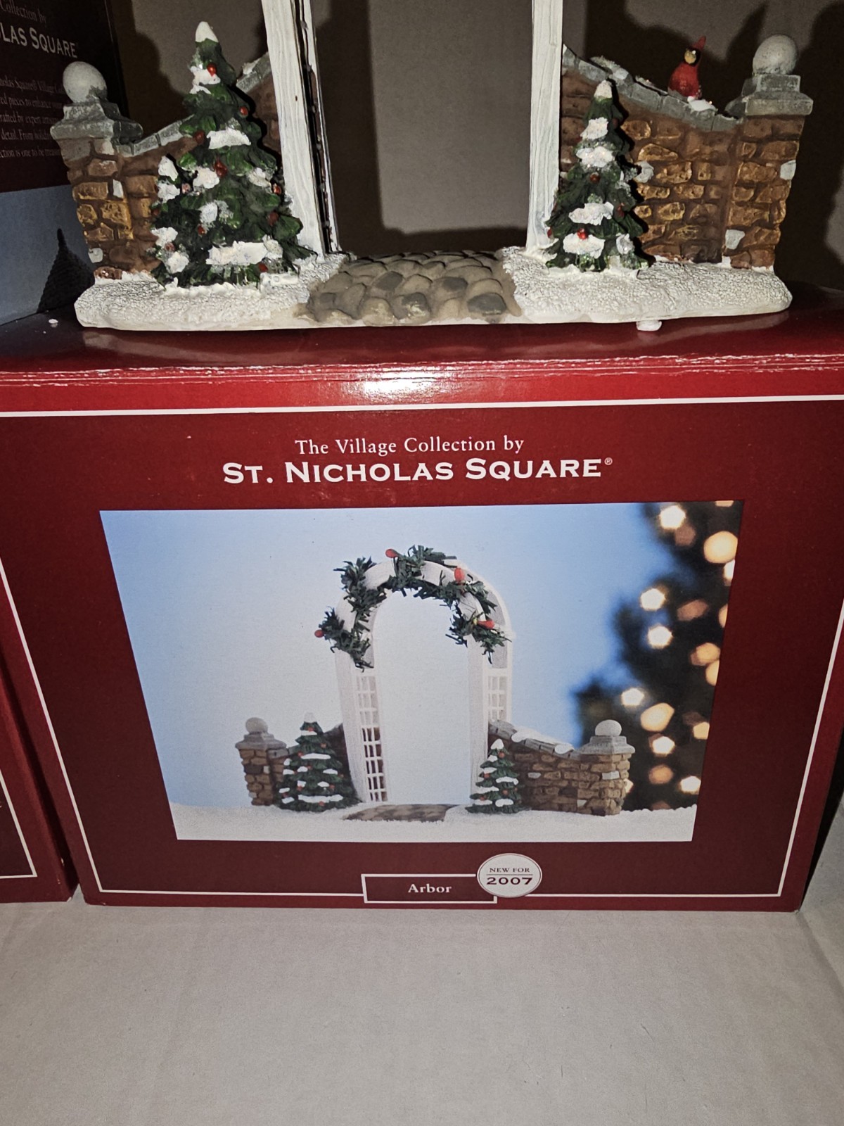 St. Nicholas Square Village Lot of 3 Figures Water Tower Deer Arbor Christmas