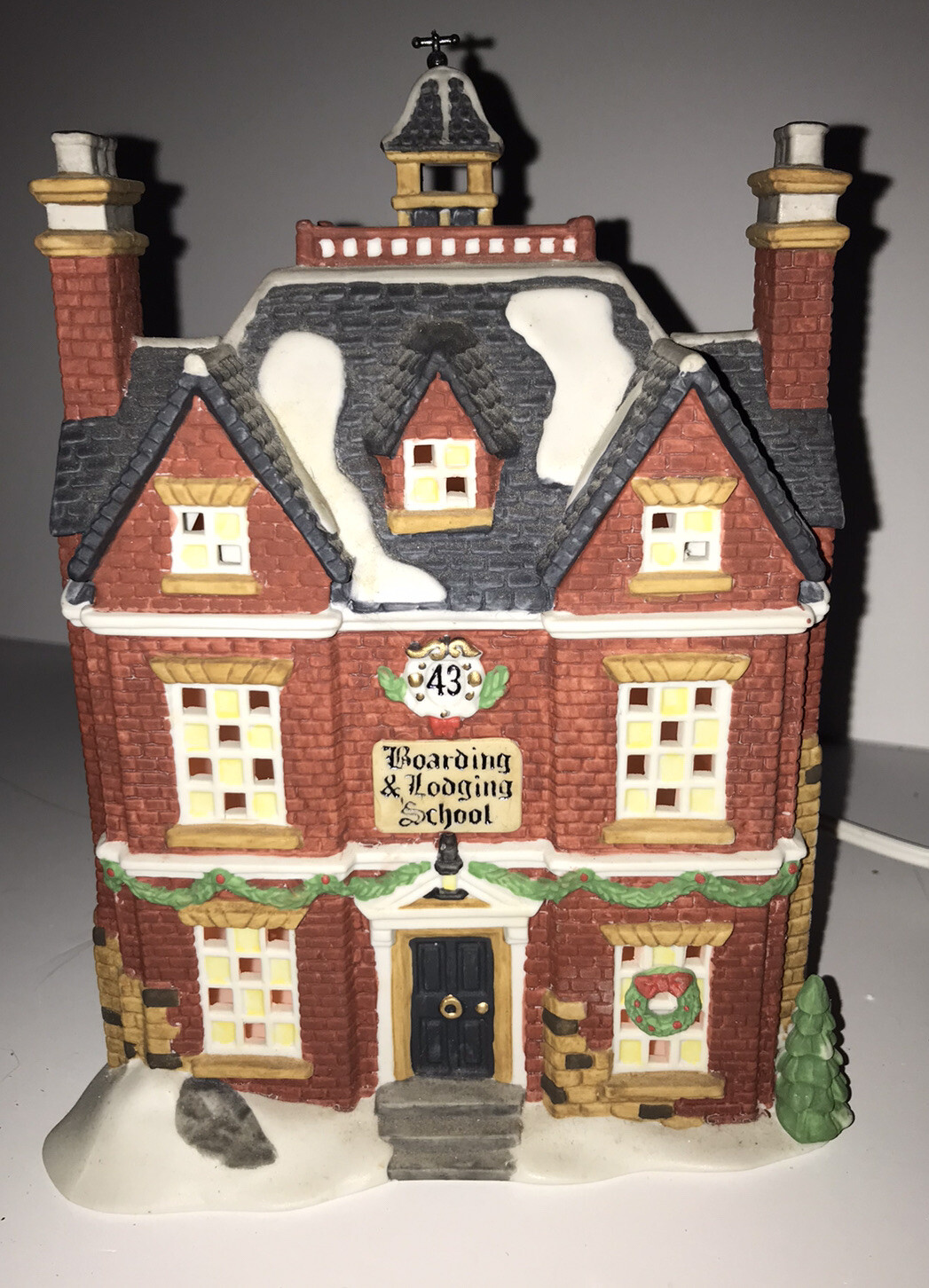 Department 56 Boarding & Lodging School 5810-6 Dickens Village Series Heritage