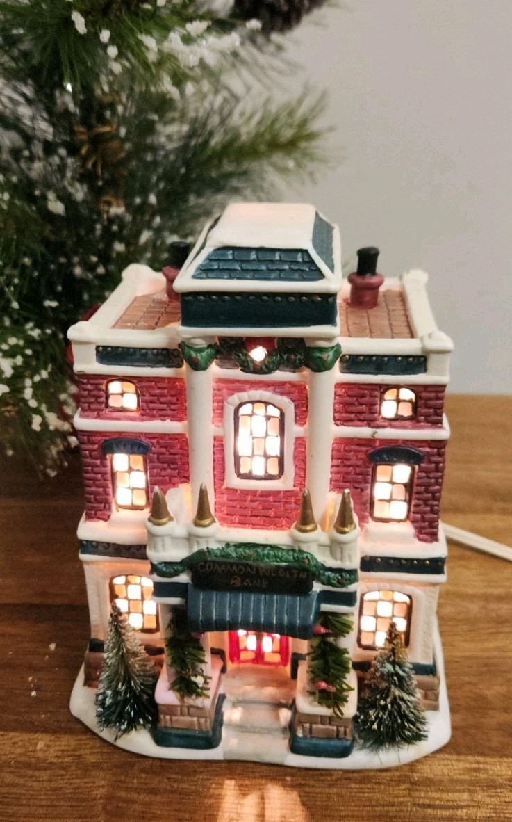 Vtg 1994 CHRISTMAS VALLEY “COMMONWEALTH BANK” HOUSE LIGHT UP No Box