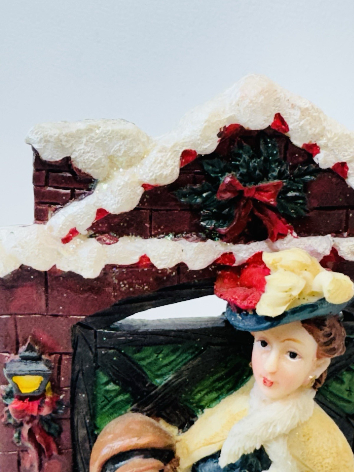K’s Collection Old Fashioned Christmas Carolers Christmas Village Vintage 5.5”