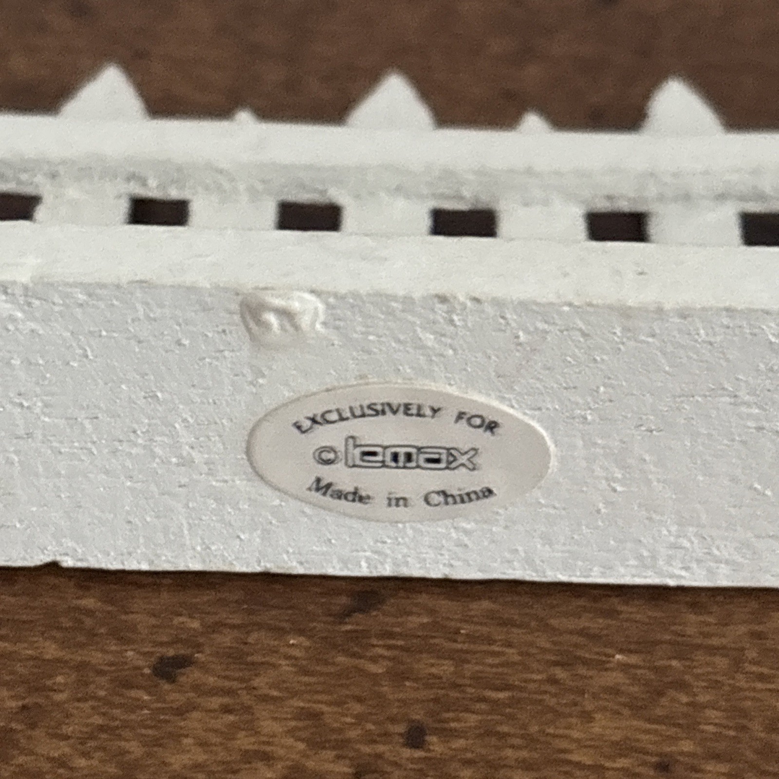 5 pieces Lemax White wood wooden picket fence 4.75″ & 3″