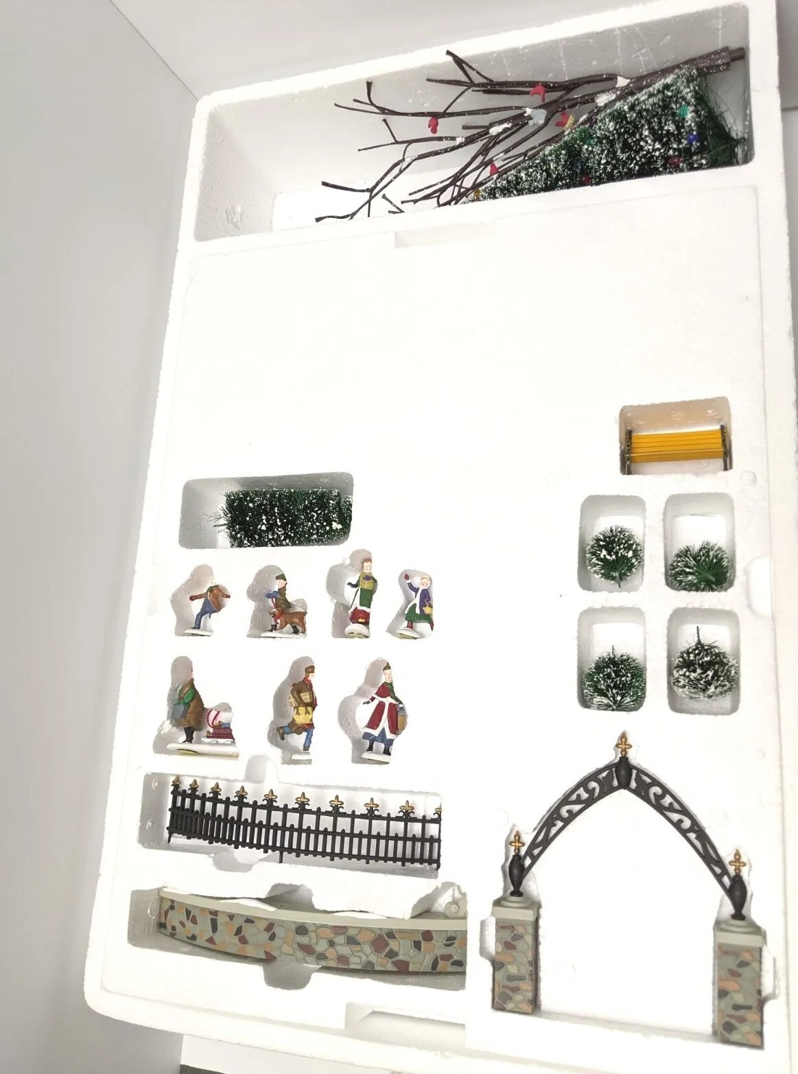 Dept. 56: All Around The Park – Animated Accessory Set Village See Video Working
