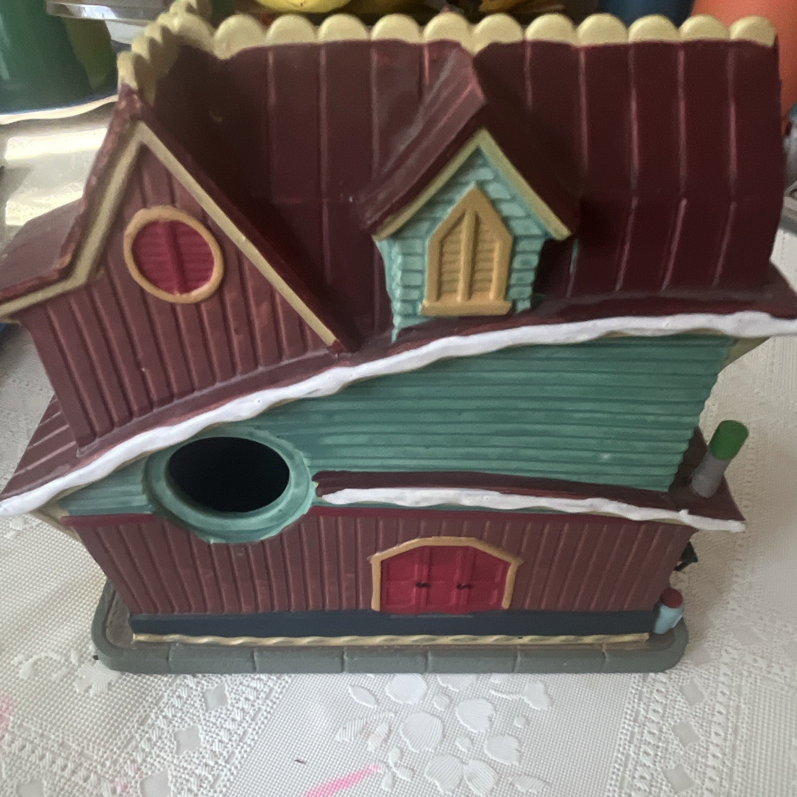Lemax 2023 Danny’s Donuts & Coffee Illuminated Christmas Village Donut Shop
