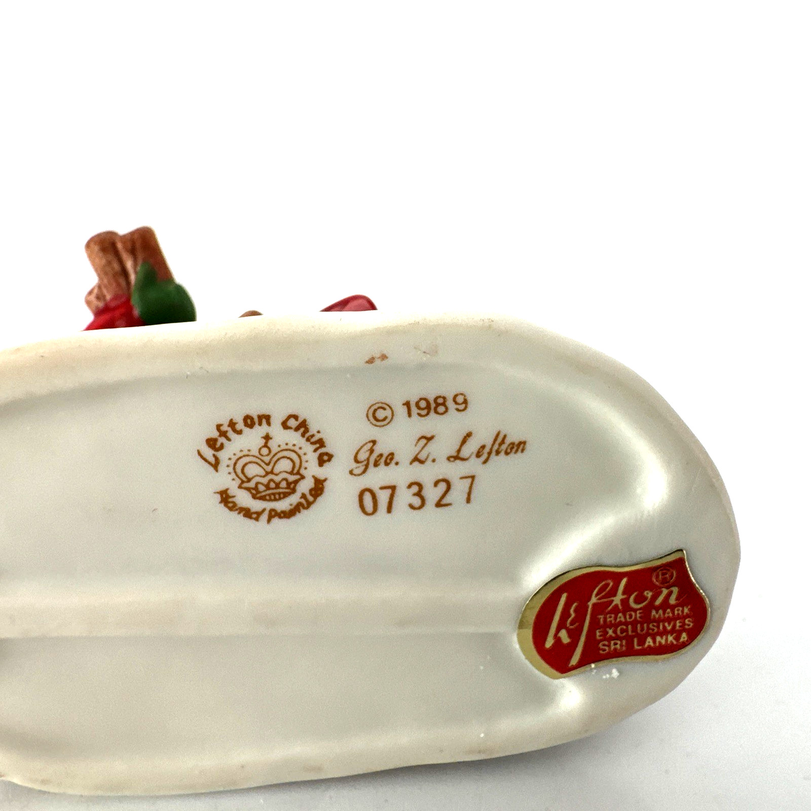 Lefton 1989 Christmas Sleigh & Children Figure #07327