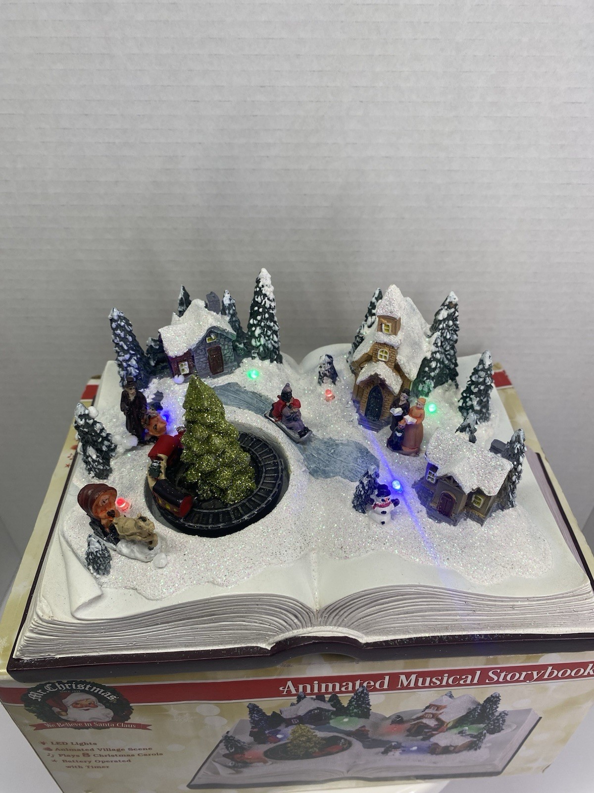 Mr. Christmas Animated Musical Storybook Village Display Play 8 Songs W Timer