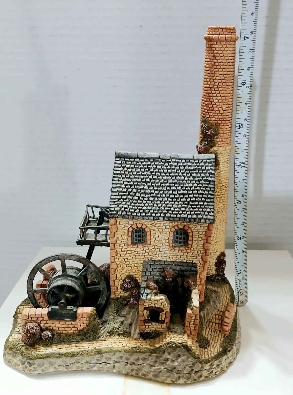 David Winter Cottages “Cornish Engine House” West Country Collection 1987