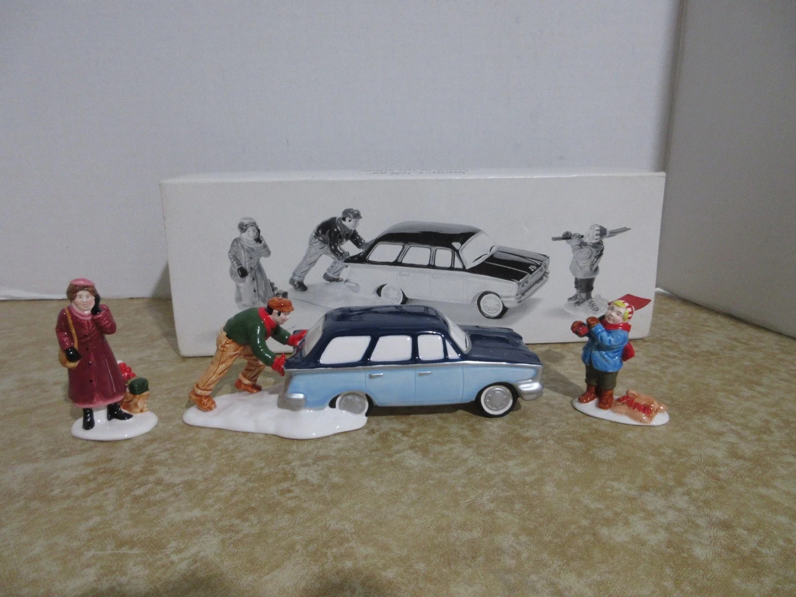 Dept. 56 1994 Snow Village Stuck In The Snow #5471-2 3 Pc. Set #5417-2