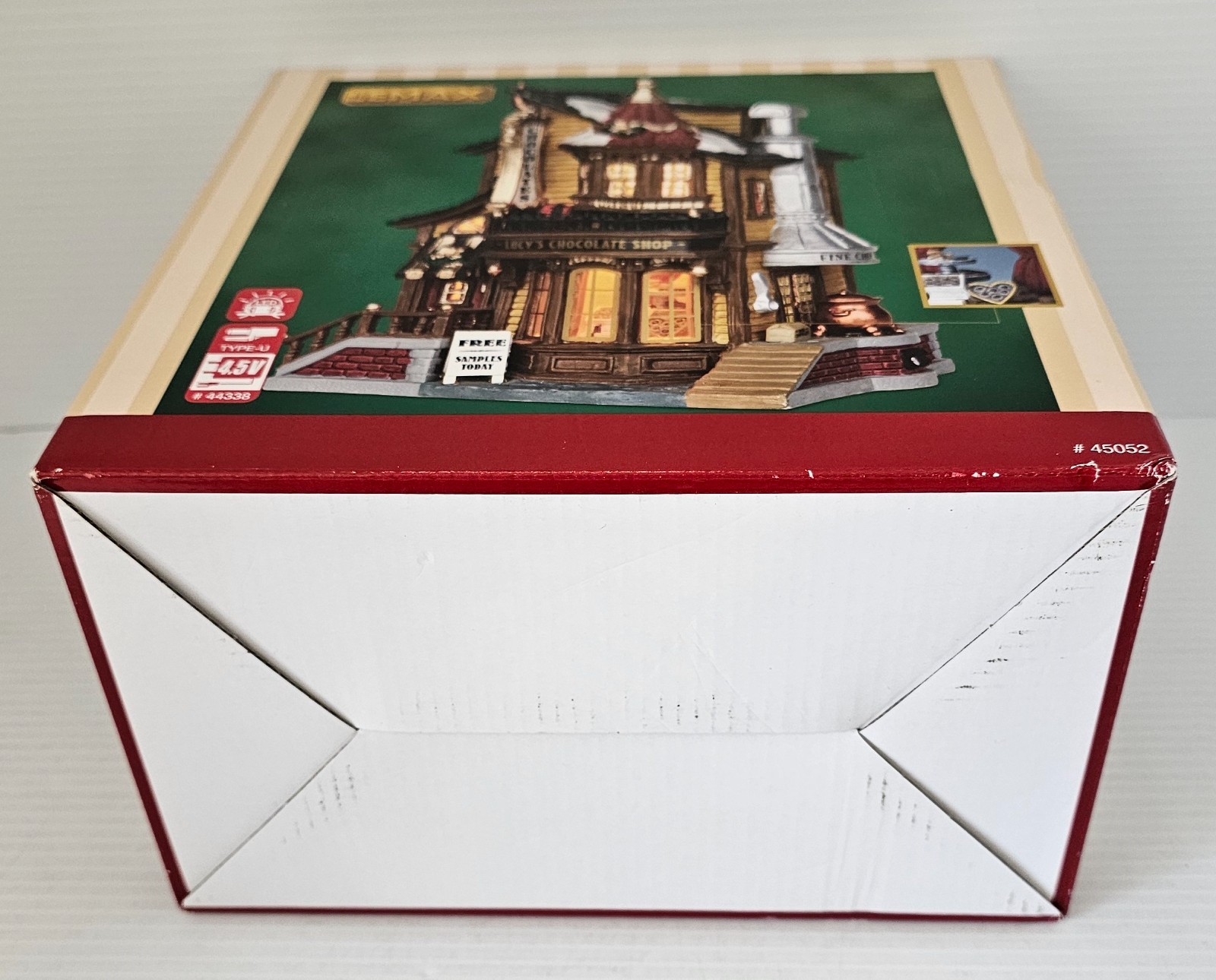 Lemax #45052 Village Collection ~ Lucy’s Chocolate Shop ~ Porcelain Lit 2004