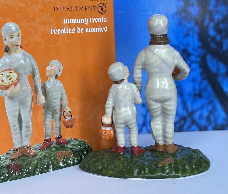 DEPT 56 Halloween MOMMY TREATS! Mummy, Trick-Or-Treating, Costumes, Candy